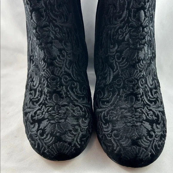 Jessica Simpson Elegant Black Velvet Ankle Boots 36.5 - Picture 8 of 8